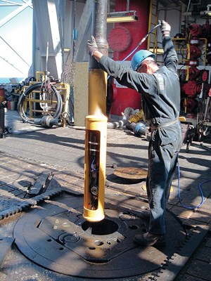 Fig. 1.  A major challenge facing the industry is sequential and siloed manufacturing processes. In most cases, production drilling doesn’t commence until a new platform has been built and installed, which can lead to significant NPT.